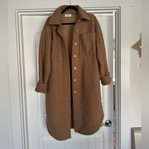 Never worn Carly Jean Los Angeles “Clark” coat. Teddy/sherpa coat in Large.
